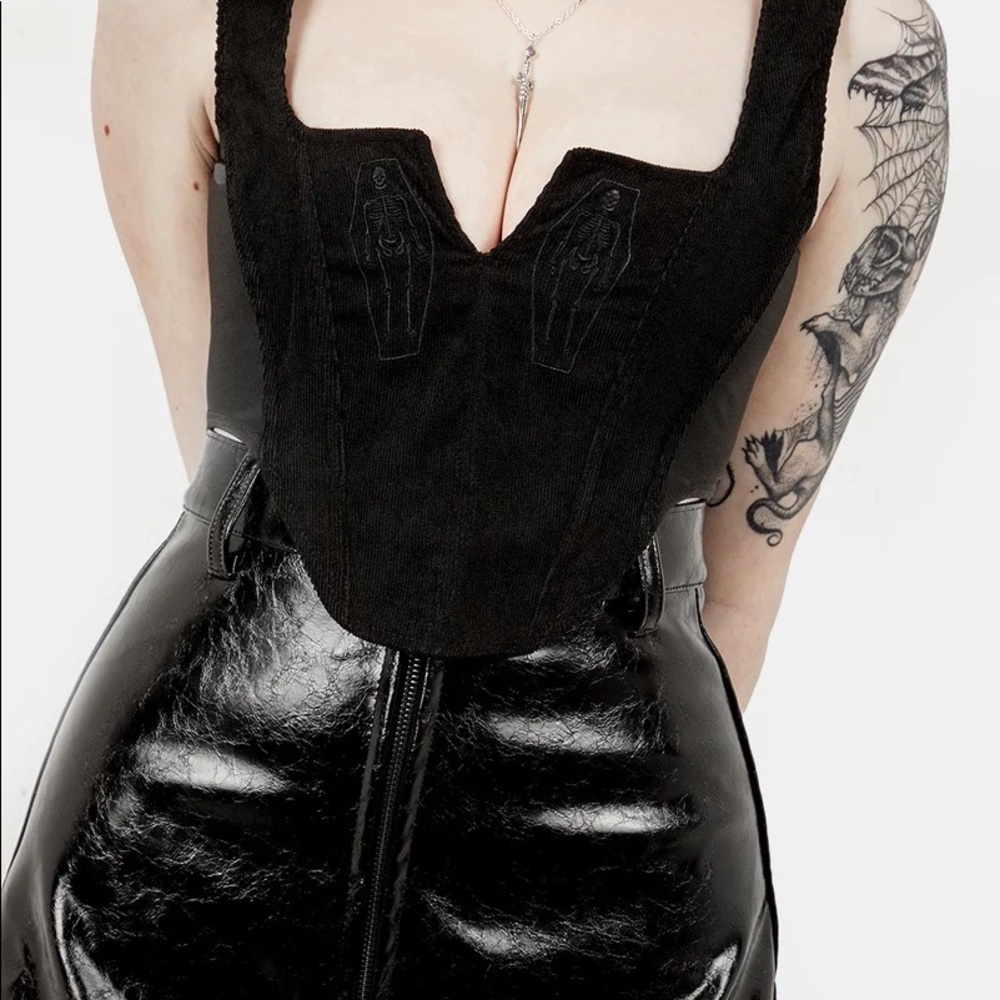 Disturbia Imortal split front corset